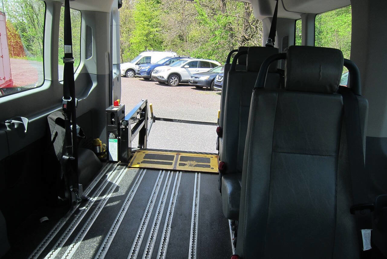 Used 2016 Ford Transit 350 XL RWD image 4