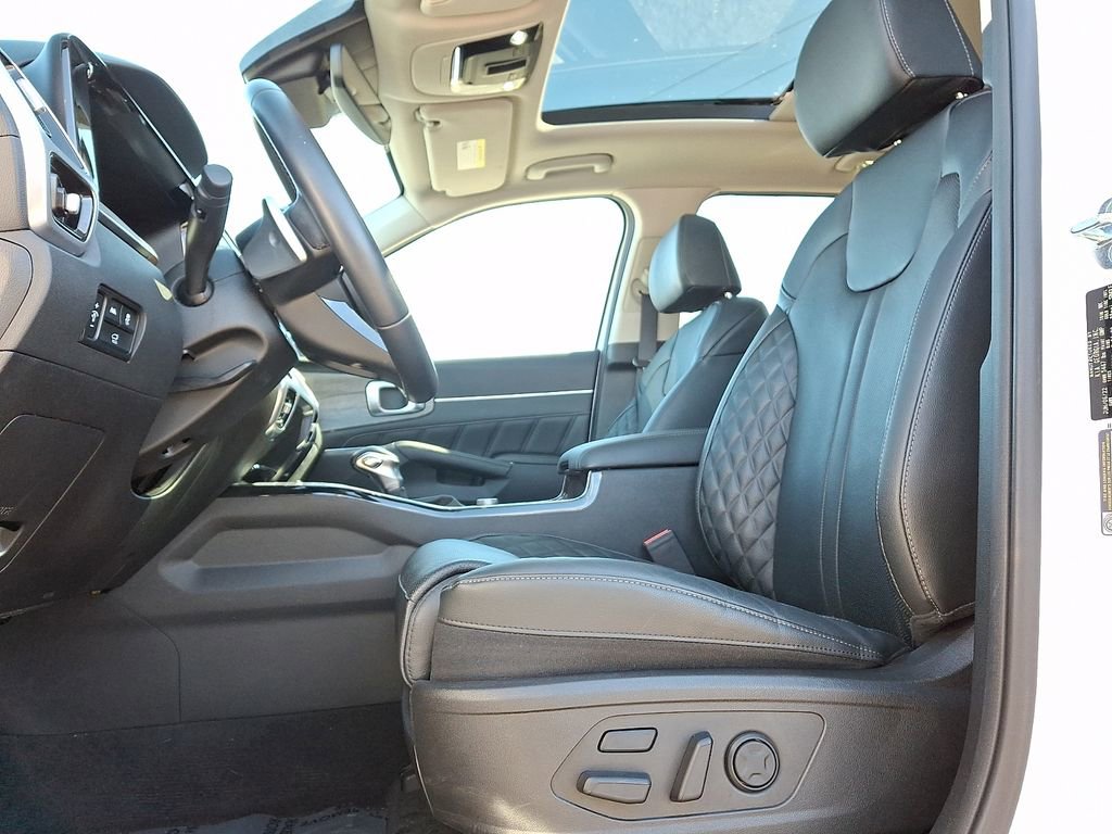 Certified 2022 Kia Sorento SX Prestige AWD/4WD image 12