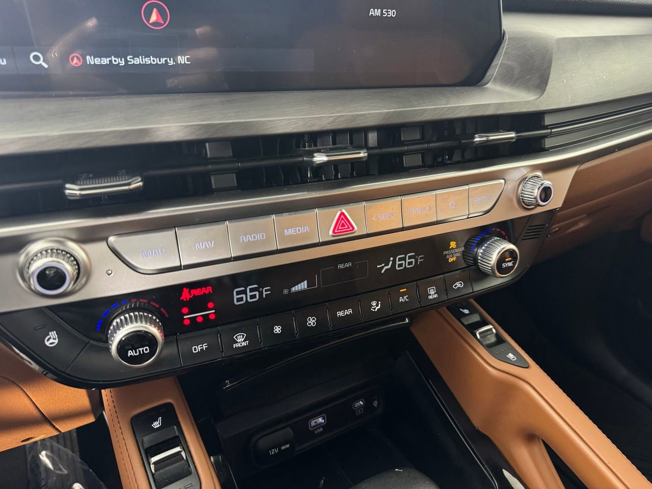 Used 2024 Kia Telluride EX X-Line image 18