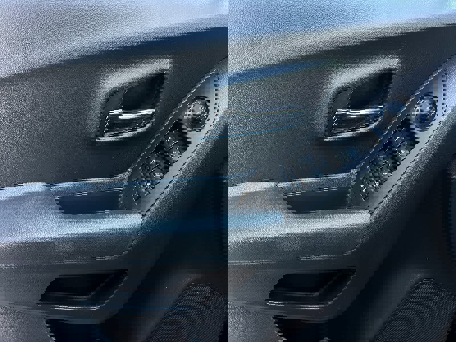 Used 2020 Chevrolet Trax LT image 13