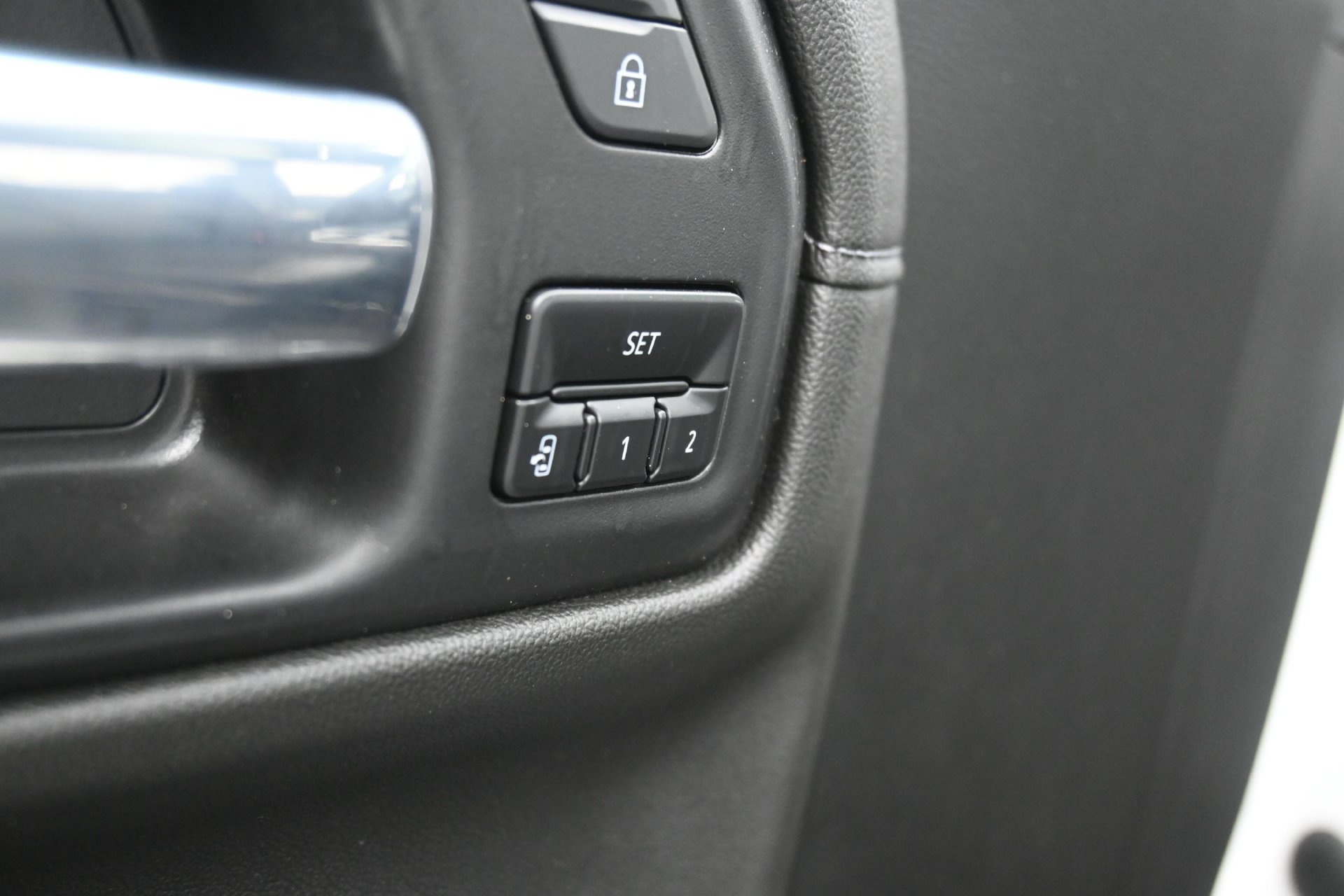 Used 2022 GMC Sierra 1500 Denali w/ Denali Premium Package AWD/4WD image 19