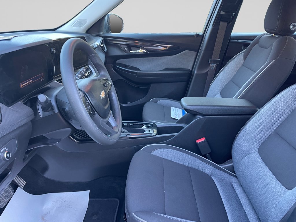 Used 2026 Chevrolet TrailBlazer LS w/ LS Confidence Package AWD/4WD image 19