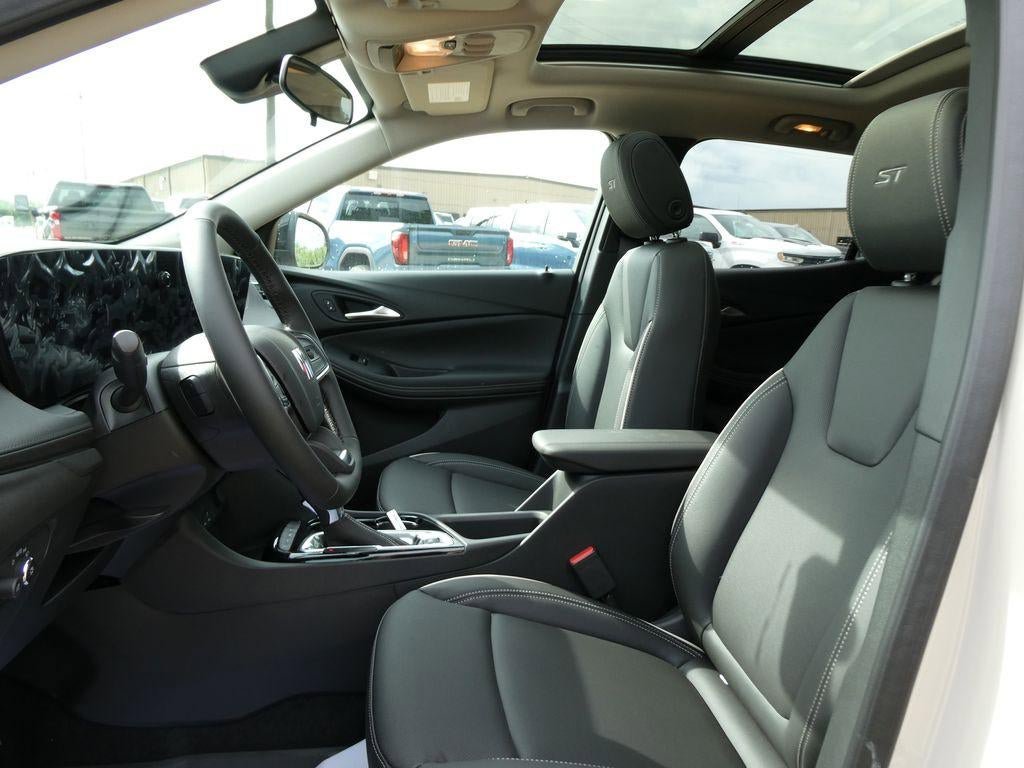 New 2026 Buick Encore GX Sport Touring w/ Studio Series AWD/4WD image 15