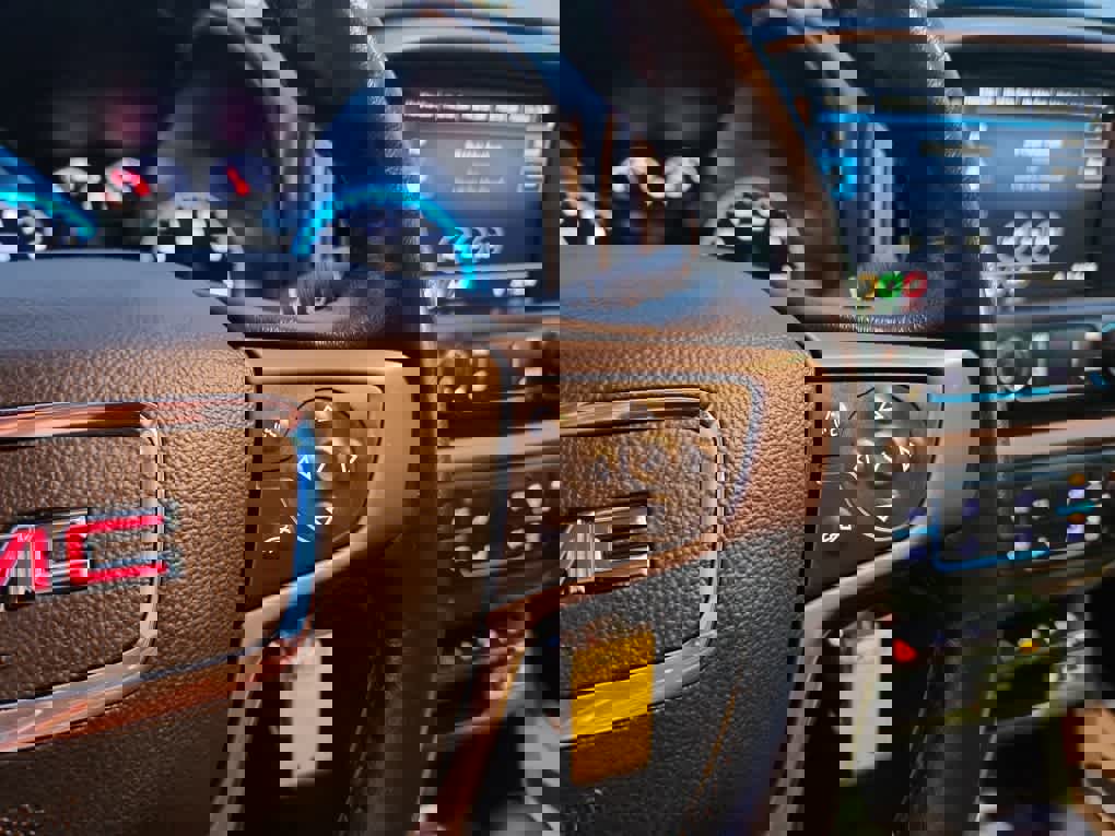 Used 2022 GMC Canyon AT4 w/ Trailering Package image 25