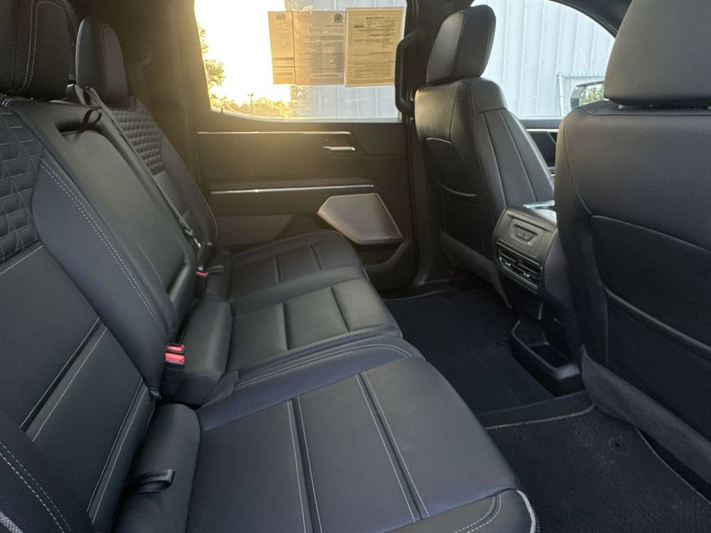 Used 2025 GMC Sierra EV Denali image 28