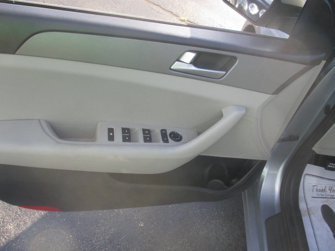 Used 2017 Hyundai Sonata SE image 12