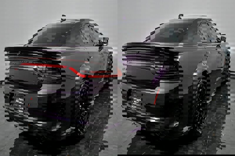 Used 2022 Dodge Charger SRT Hellcat w/ Harman/Kardon Audio Group image 10