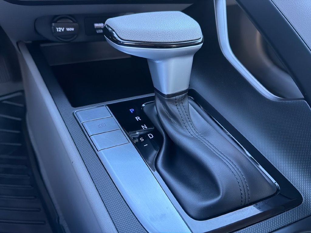 Certified 2024 Hyundai Elantra SEL FWD image 25