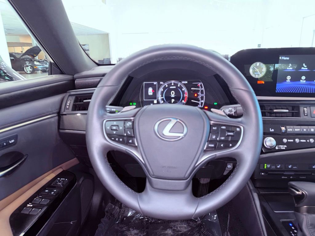 Certified 2022 Lexus ES 350 w/ Premium Package FWD image 17