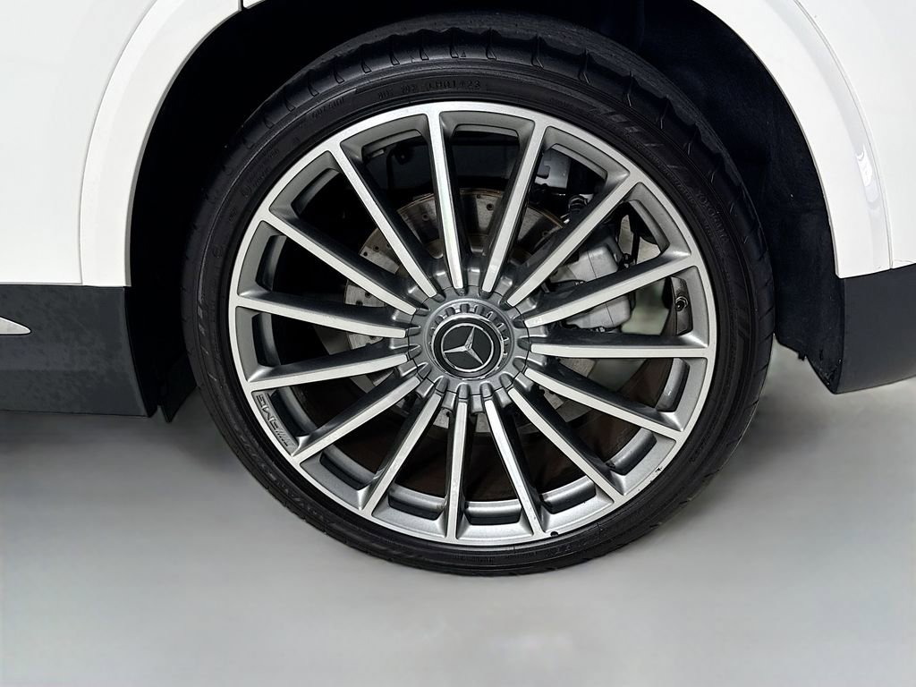 Used 2024 Mercedes-Benz GLA 35 AMG 4MATIC image 35