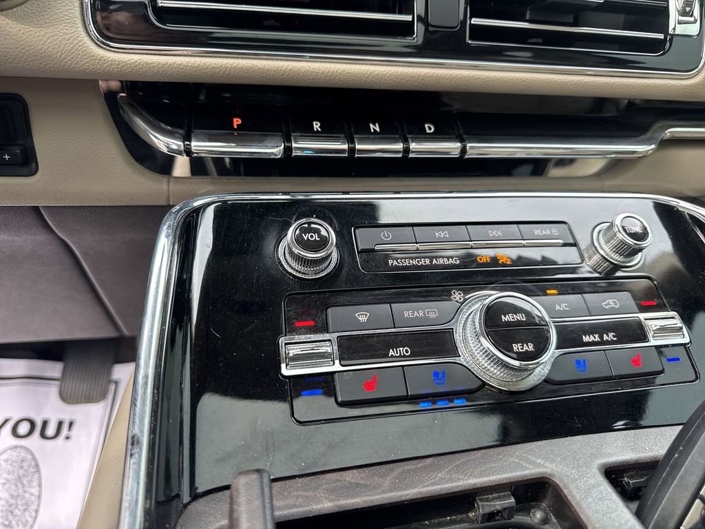 Used 2022 Lincoln Navigator Reserve image 20