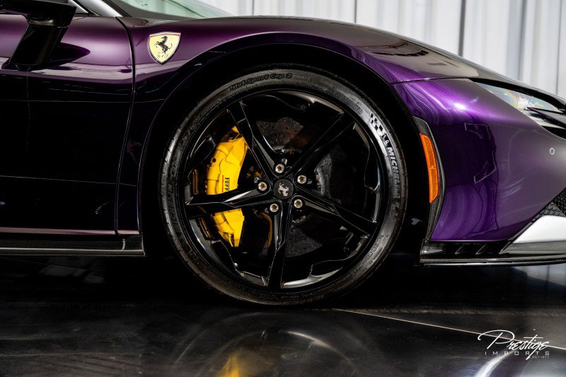 Used 2025 Ferrari SF90 Spider image 31