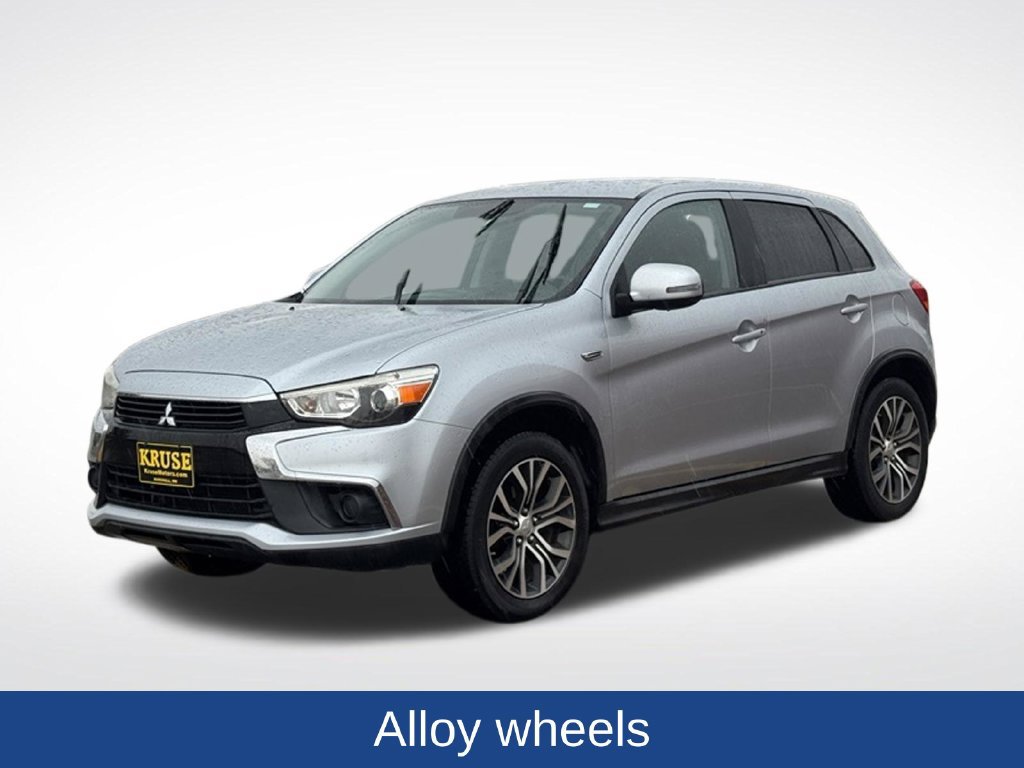 Used 2017 Mitsubishi Outlander Sport ES FWD image 33