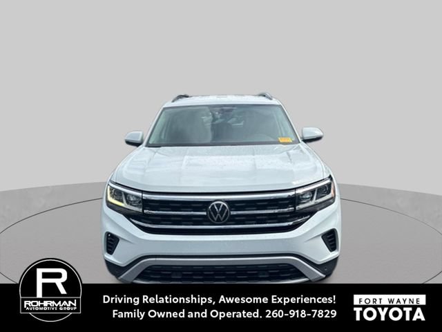 Used 2023 Volkswagen Atlas SE w/ Black Wheel Package