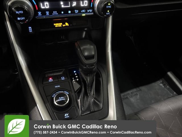 Used 2019 Toyota RAV4 XLE w/ Carpet Mat Package AWD/4WD image 29