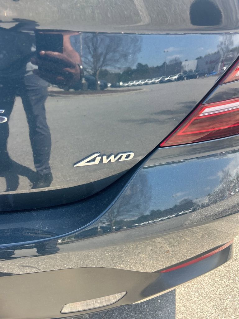 Used 2025 Genesis G70 2.5T image 4