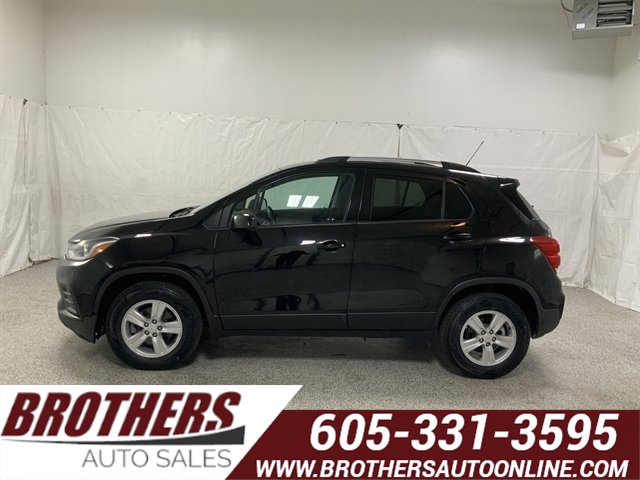 Used 2021 Chevrolet Trax LT AWD/4WD image 1