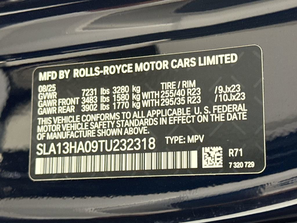 Certified 2026 Rolls-Royce Cullinan image 34