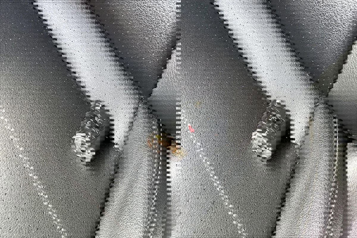 Used 2018 Volkswagen Tiguan SE w/ Panoramic Sunroof Package FWD image 11