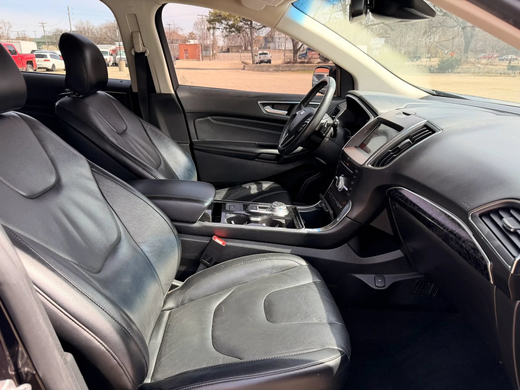 Used 2019 Ford Edge Titanium AWD/4WD image 19