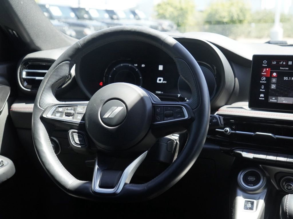 Used 2024 Dodge Hornet GT image 29