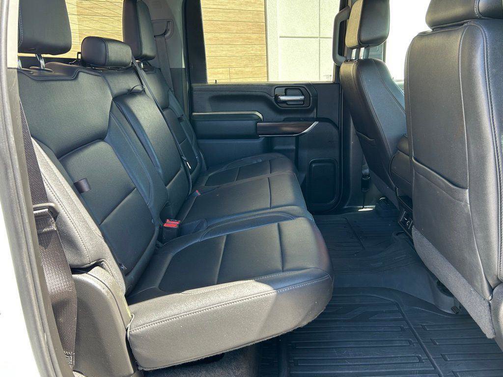 Used 2023 GMC Sierra 3500 SLT image 21