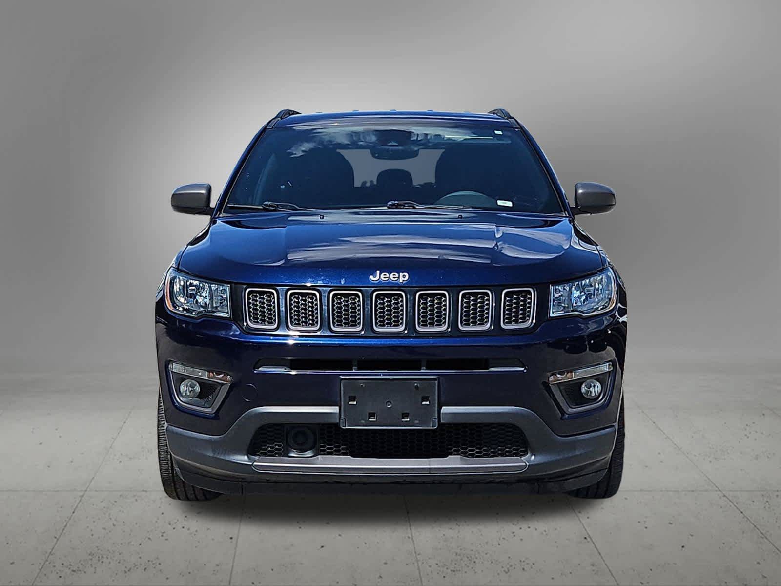 Used 2021 Jeep Compass Latitude w/ Driver Assistance Group FWD image 9