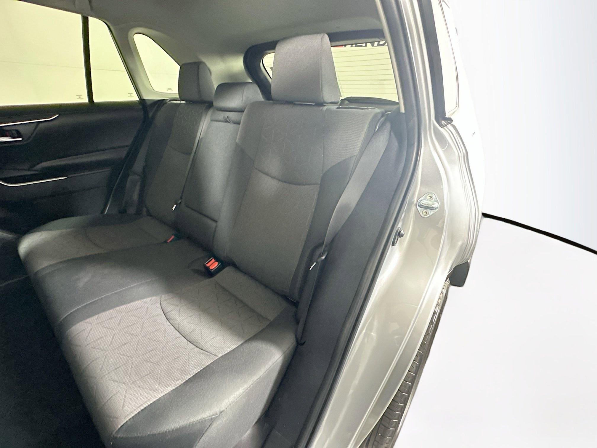 Used 2024 Toyota RAV4 XLE image 26