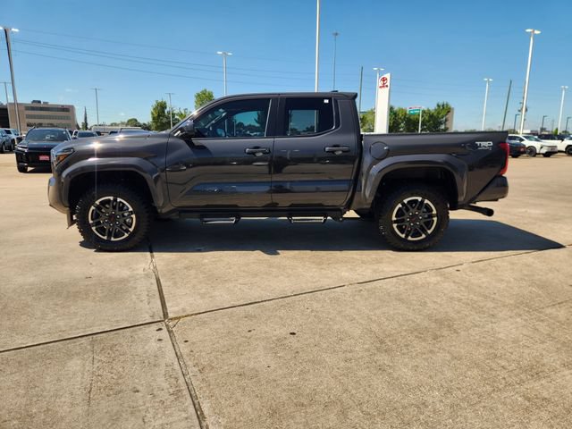 Certified 2025 Toyota Tacoma 4x4 Double Cab image 4