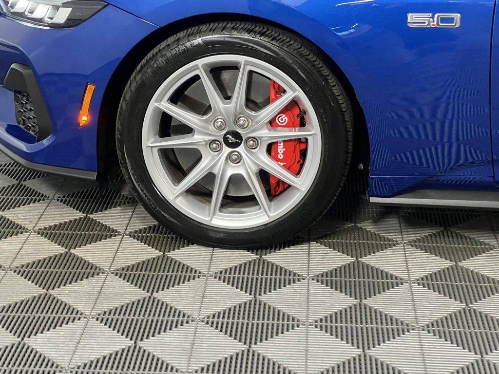Used 2024 Ford Mustang GT Premium image 15