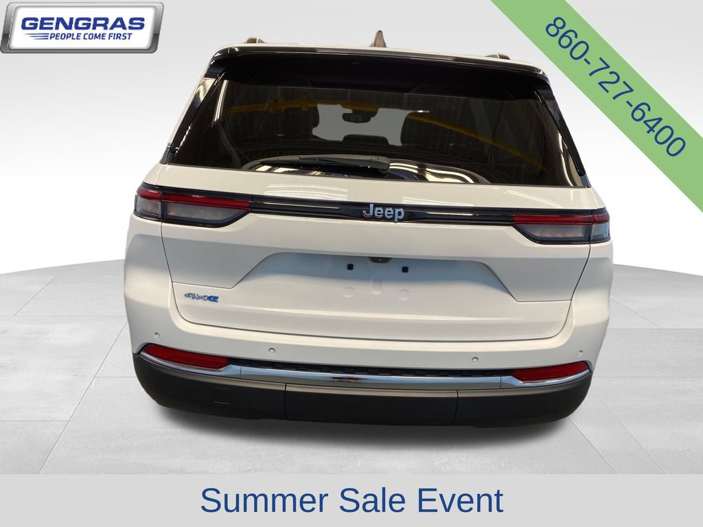 Used 2023 Jeep Grand Cherokee 4WD 4xe image 6