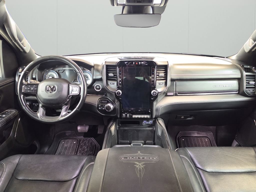 Used 2022 RAM 1500 Limited w/ Body Color Bumper Group AWD/4WD image 15