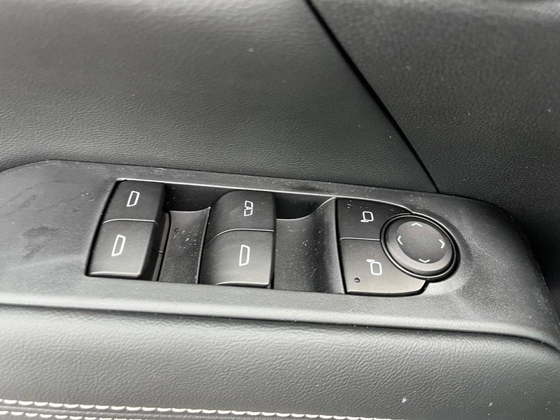 New 2026 GMC Terrain Elevation w/ Black Edition image 9