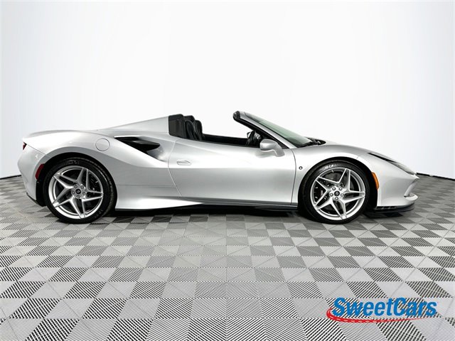 Used 2021 Ferrari F8 Tributo image 8