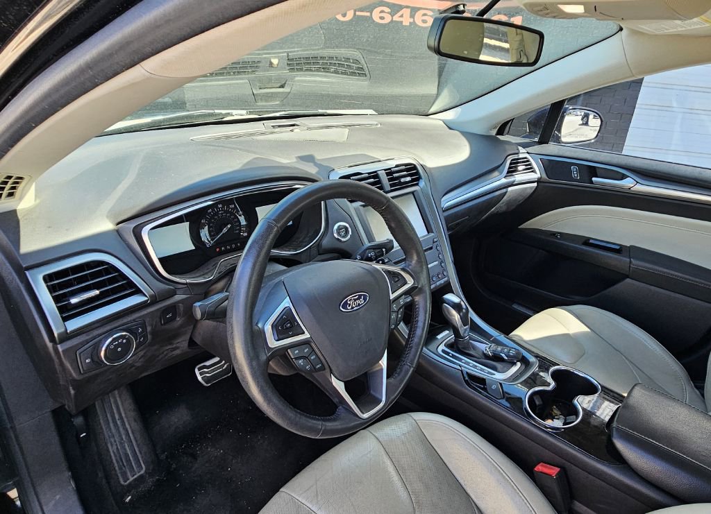 Used 2016 Ford Fusion Titanium image 10