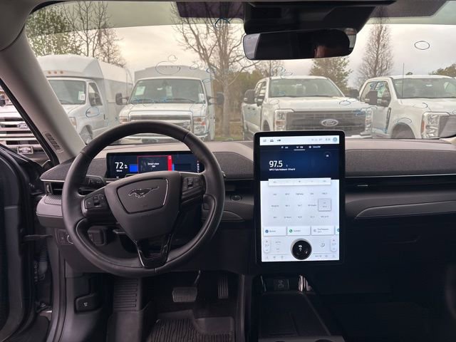 Used 2021 Ford Mustang Mach-E Premium image 11