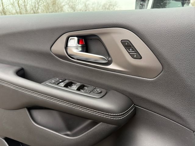 New 2026 Chrysler Pacifica Select image 12