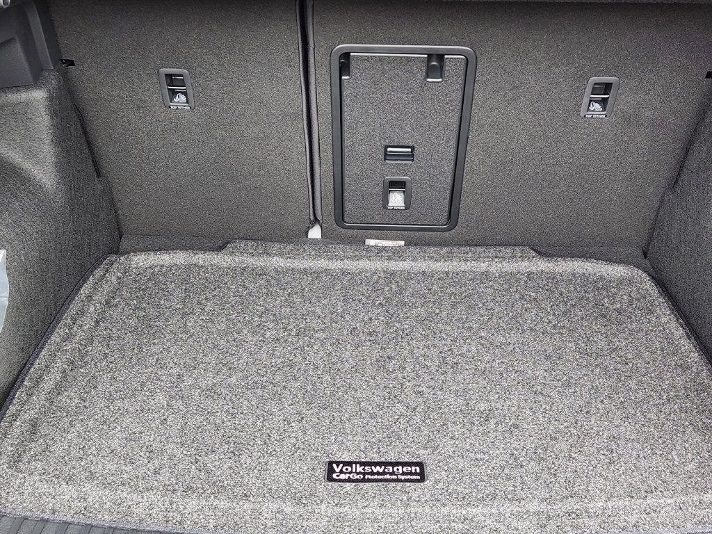 New 2026 Volkswagen Taos SEL AWD/4WD image 20