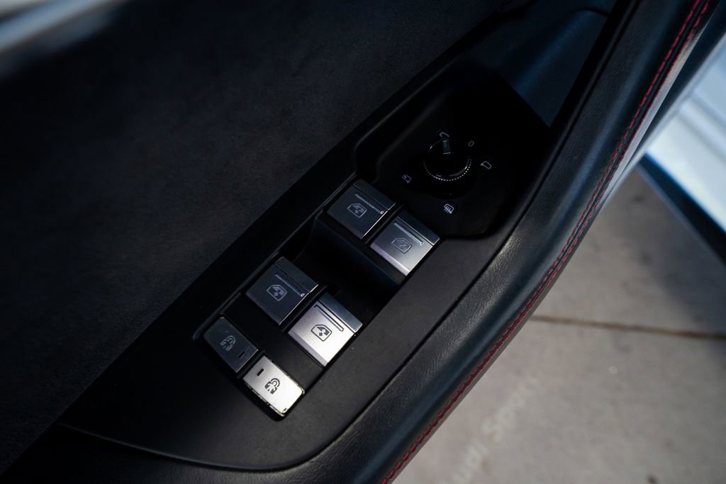 Used 2021 Audi RS 6 w/ Carbon Optic Package image 33