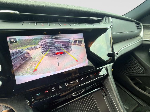 New 2026 Jeep Grand Cherokee Altitude AWD/4WD image 24