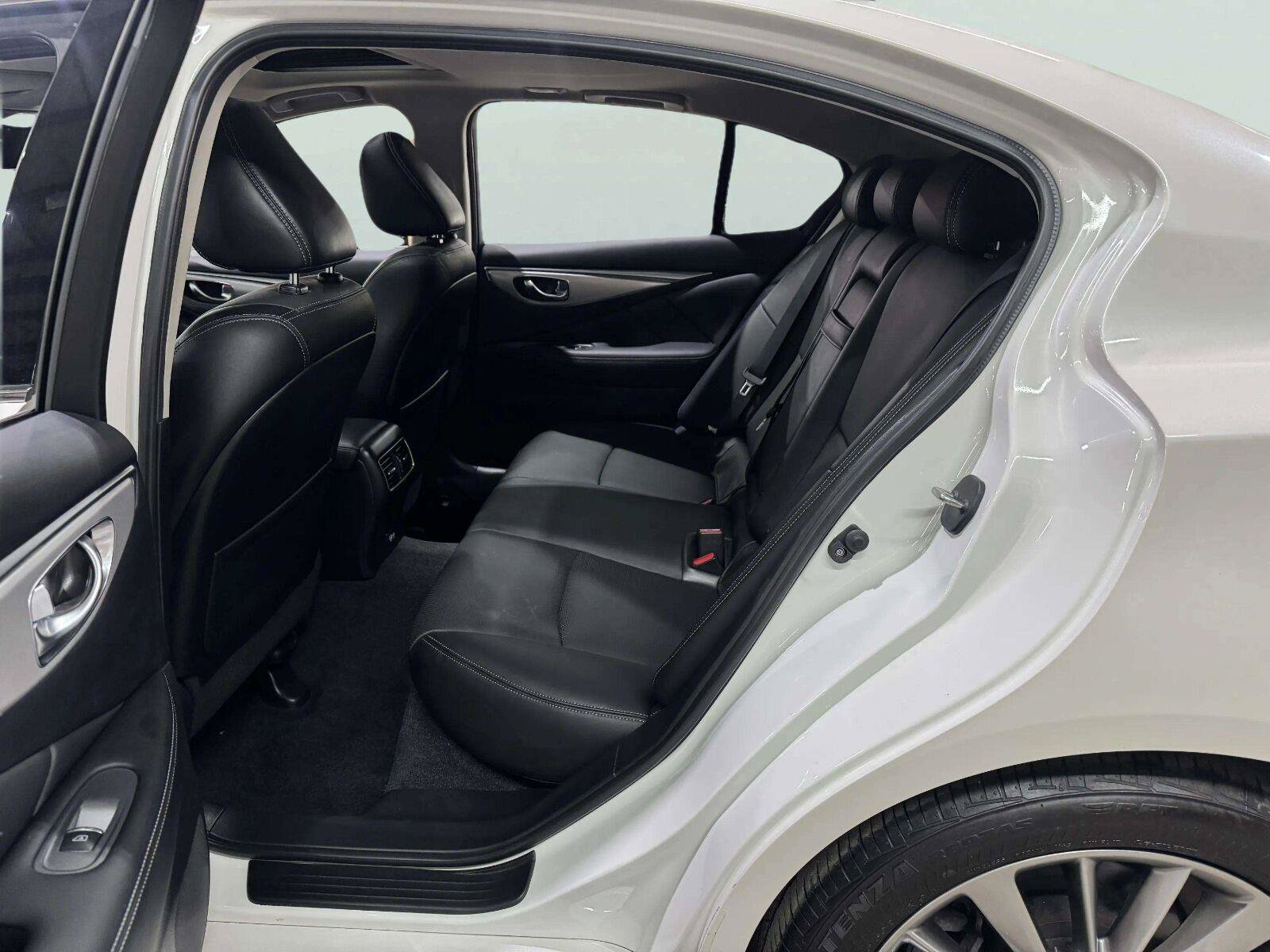Used 2022 INFINITI Q50 Luxe w/ Cargo Package AWD/4WD image 28