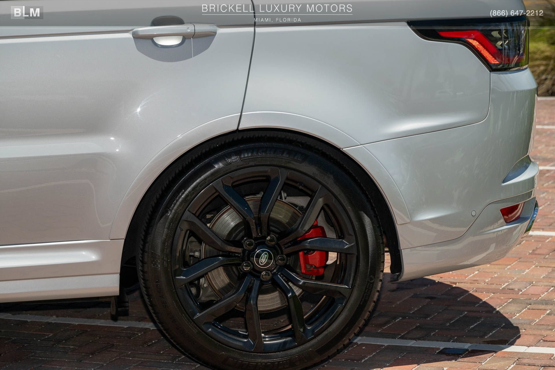 Used 2022 Land Rover Range Rover Sport SVR Carbon Edition AWD/4WD image 51