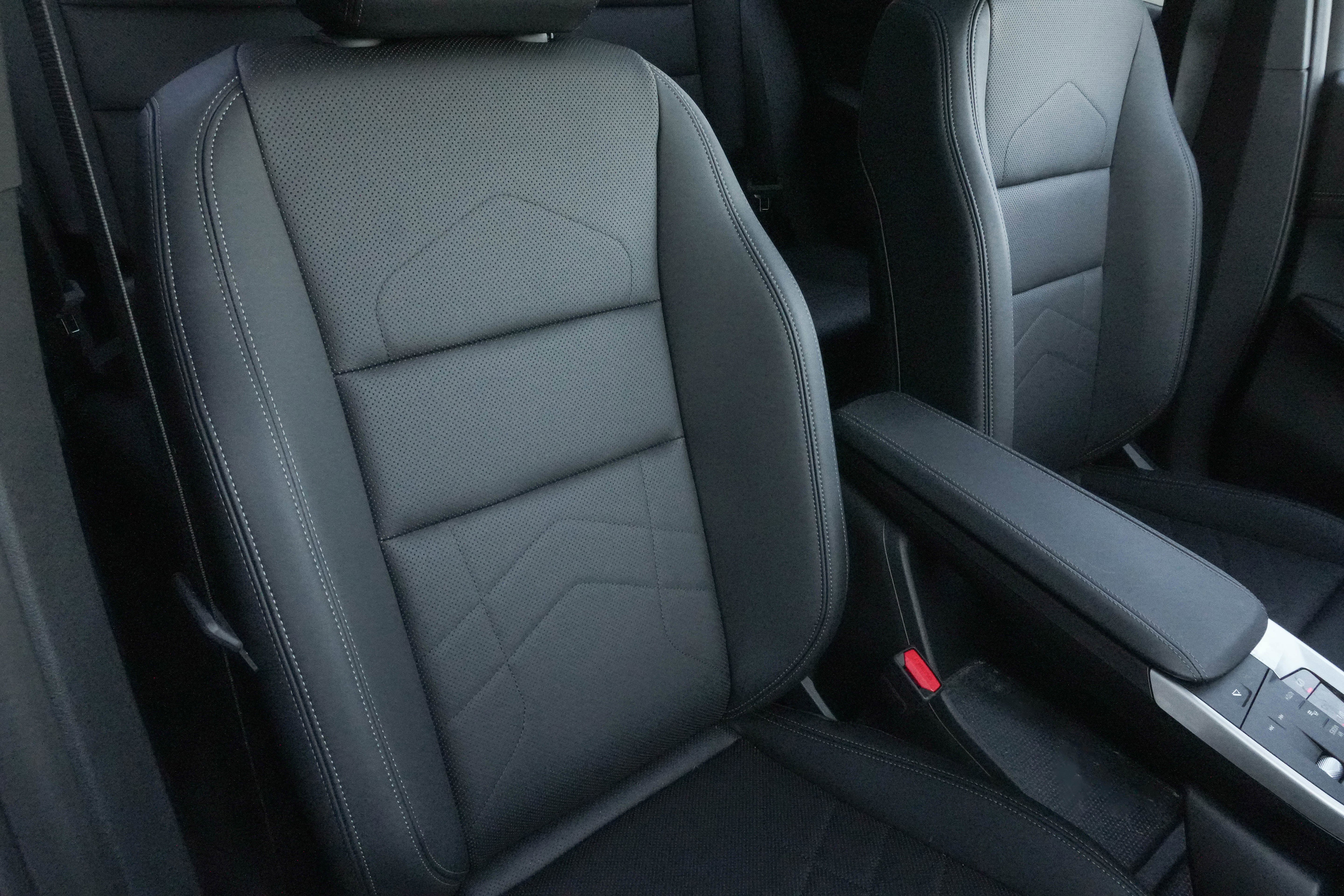 Used 2026 BMW X2 xDrive28i image 11