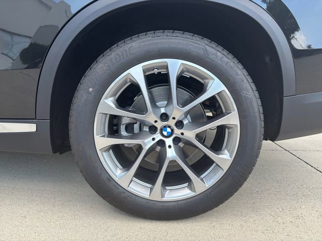 Used 2026 BMW X5 xDrive40i image 32