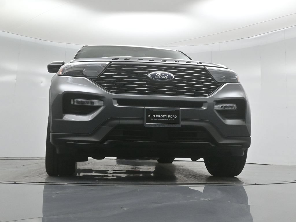 Certified 2022 Ford Explorer ST-Line w/ Class IV Trailer Tow Package AWD/4WD image 49
