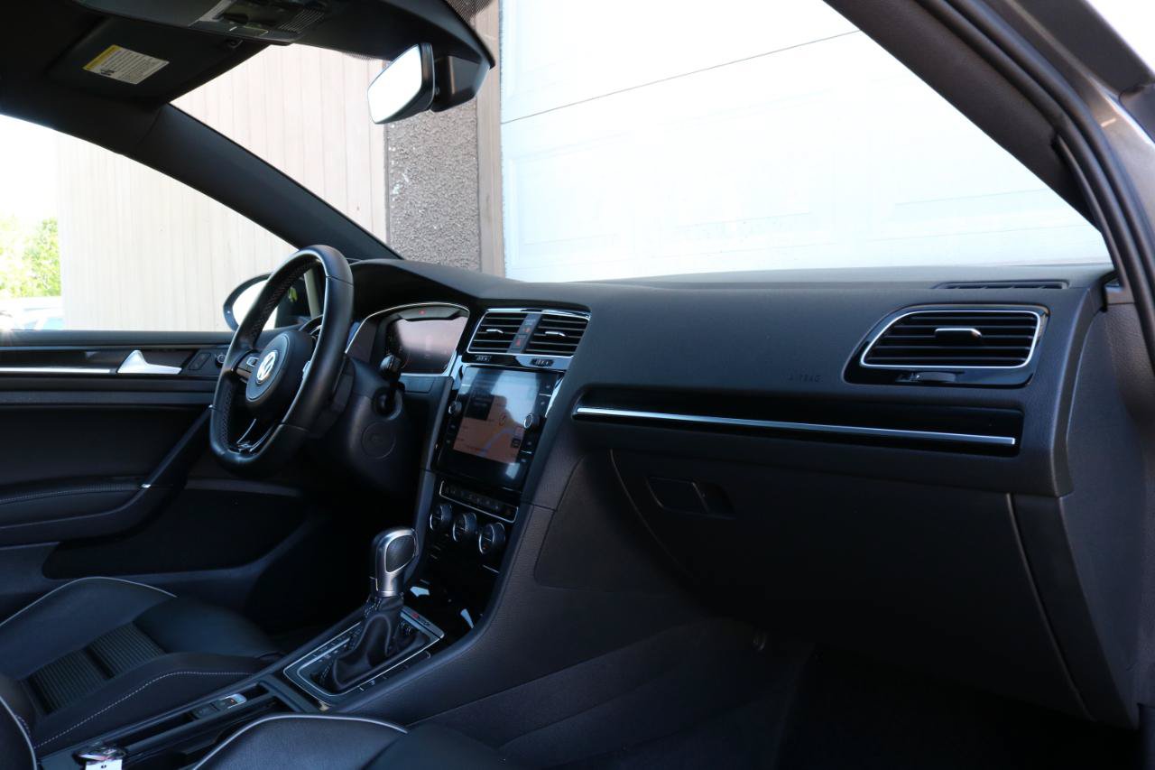 Used 2019 Volkswagen Golf 4-Door AWD/4WD image 57