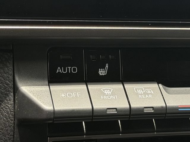 Used 2026 Toyota Camry XLE FWD image 18