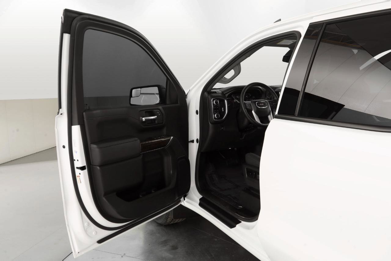 Used 2020 GMC Sierra 1500 Elevation w/ Elevation Value Package image 10