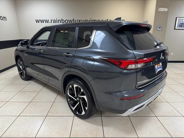 New 2025 Mitsubishi Outlander SE AWD/4WD image 4