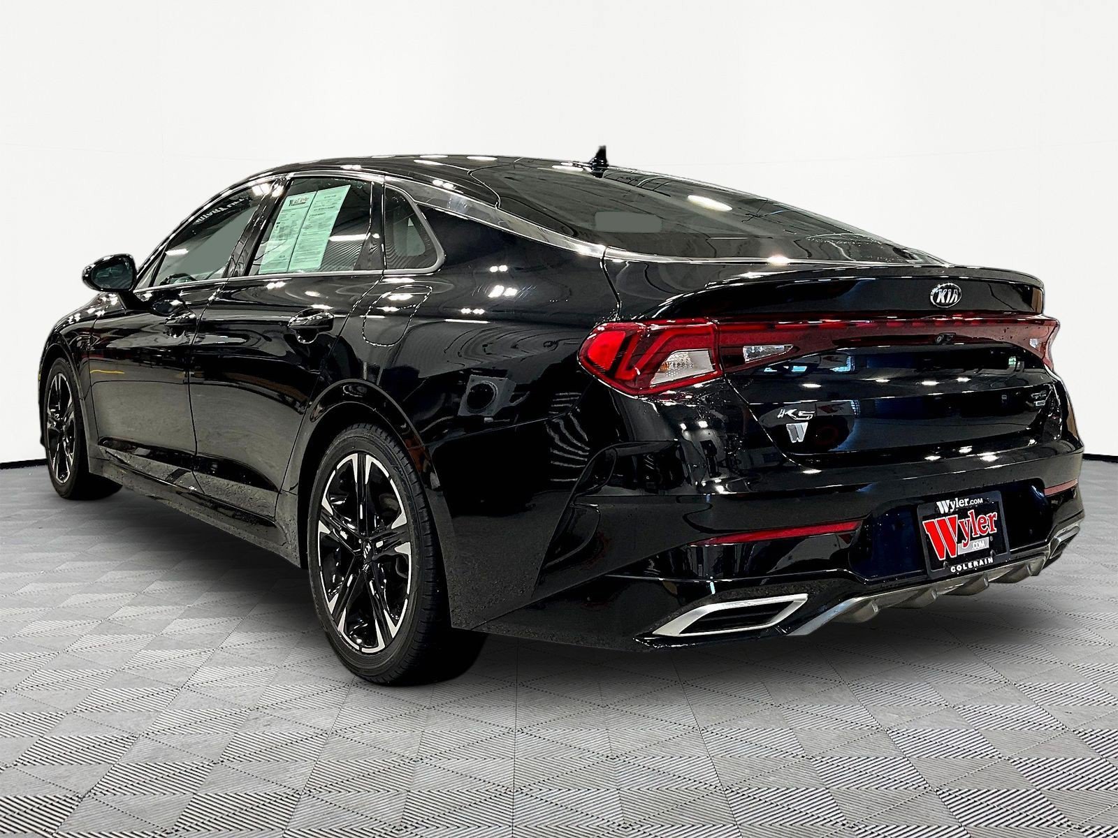 Used 2021 Kia K5 GT-Line AWD/4WD image 4